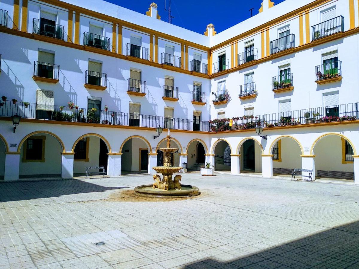 Patios De La Caleta